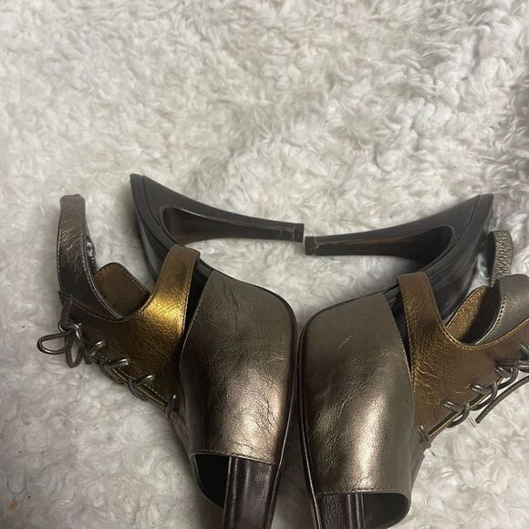 Donald J Pliner Metallic two tone Bronze Leather Heels SZ7.5M - Picture 8 of 12